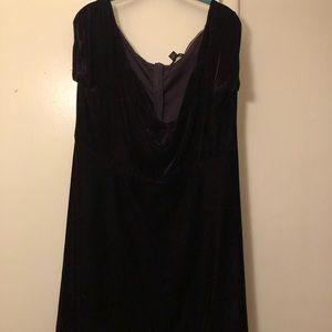 PURPLE VELVET FOREVER 21 DRESS (Plus Size)